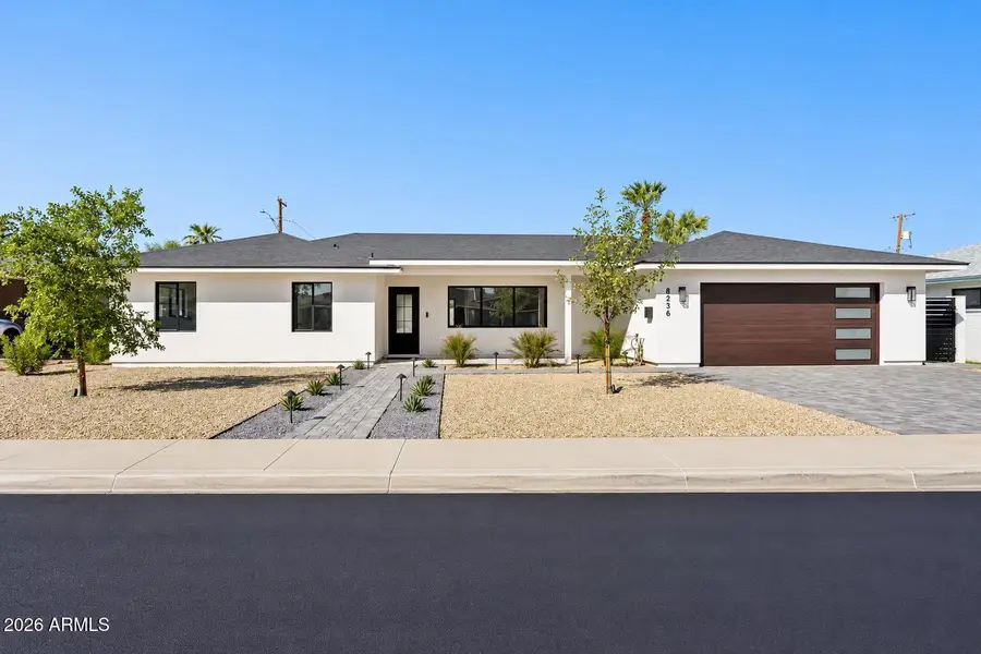 8236 E Cambridge Avenue, Scottsdale, AZ 85257 - #2