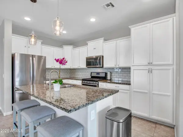 4229 W Valley View Drive, Laveen, AZ 85339