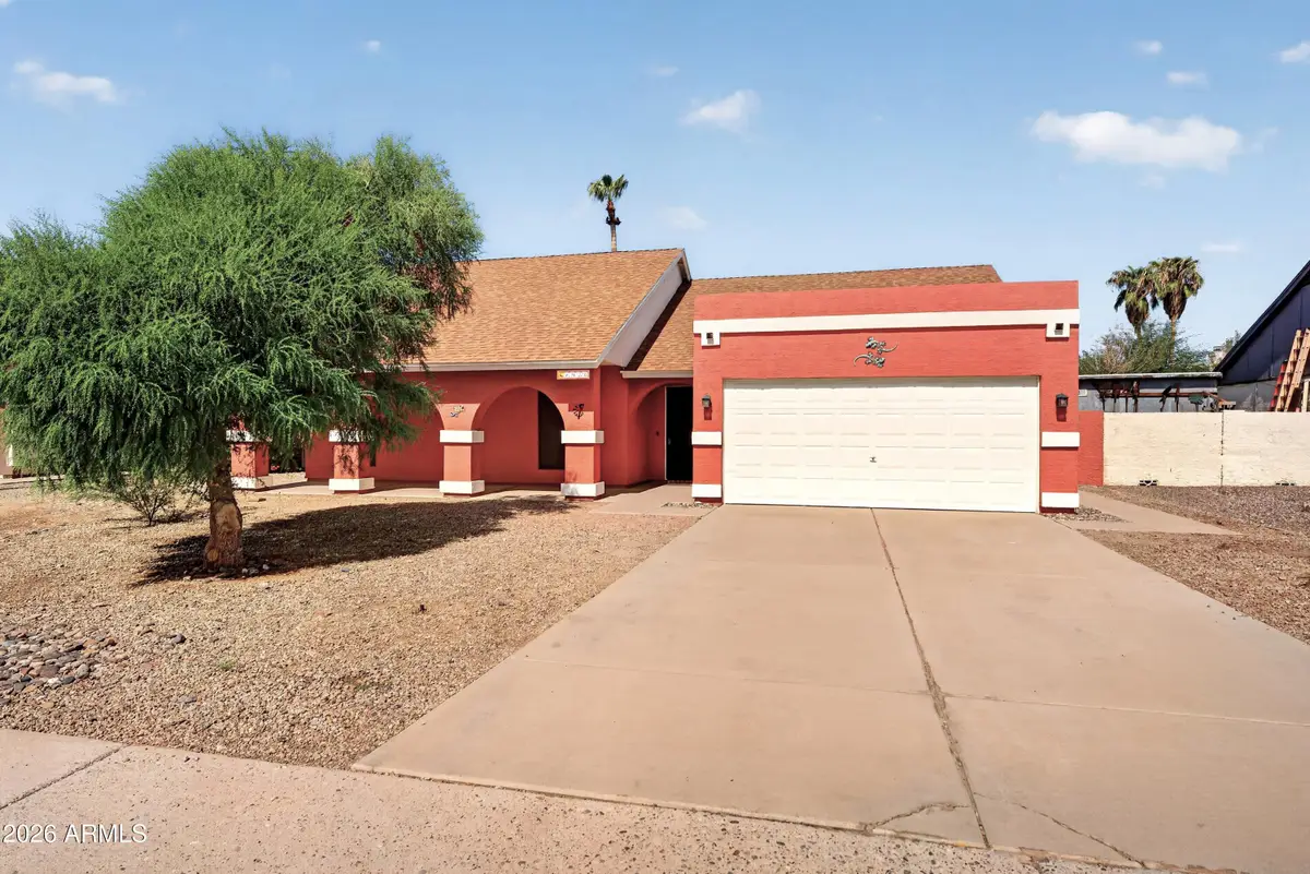 8920 W Hatcher Road, Peoria, AZ 85345 - #1