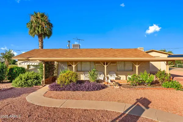 210 Debs Circle, Morristown, AZ 85342