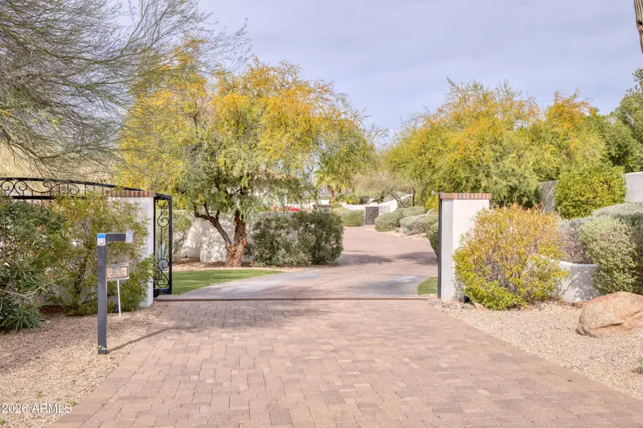 6116 N 38th Place, Paradise Valley, AZ 85253 - #2