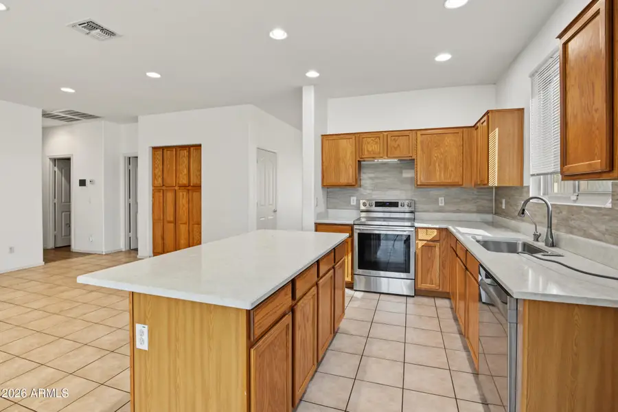 702 S 119th Avenue, Avondale, AZ 85323 - #3