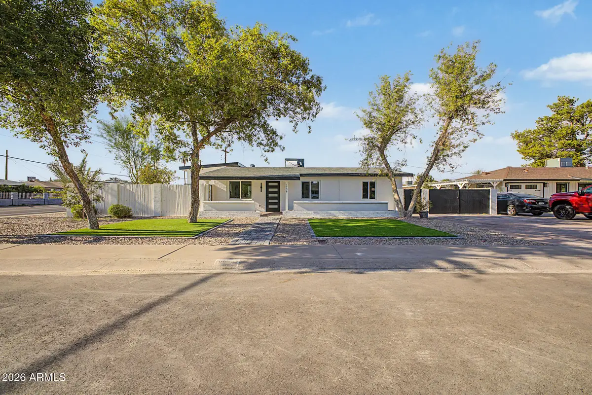 2238 W Catalina Drive, Phoenix, AZ 85015 - #1