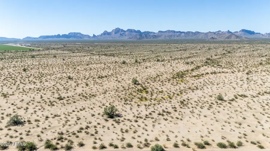 0 76 -- #76, Tonopah, AZ 85354 - #2