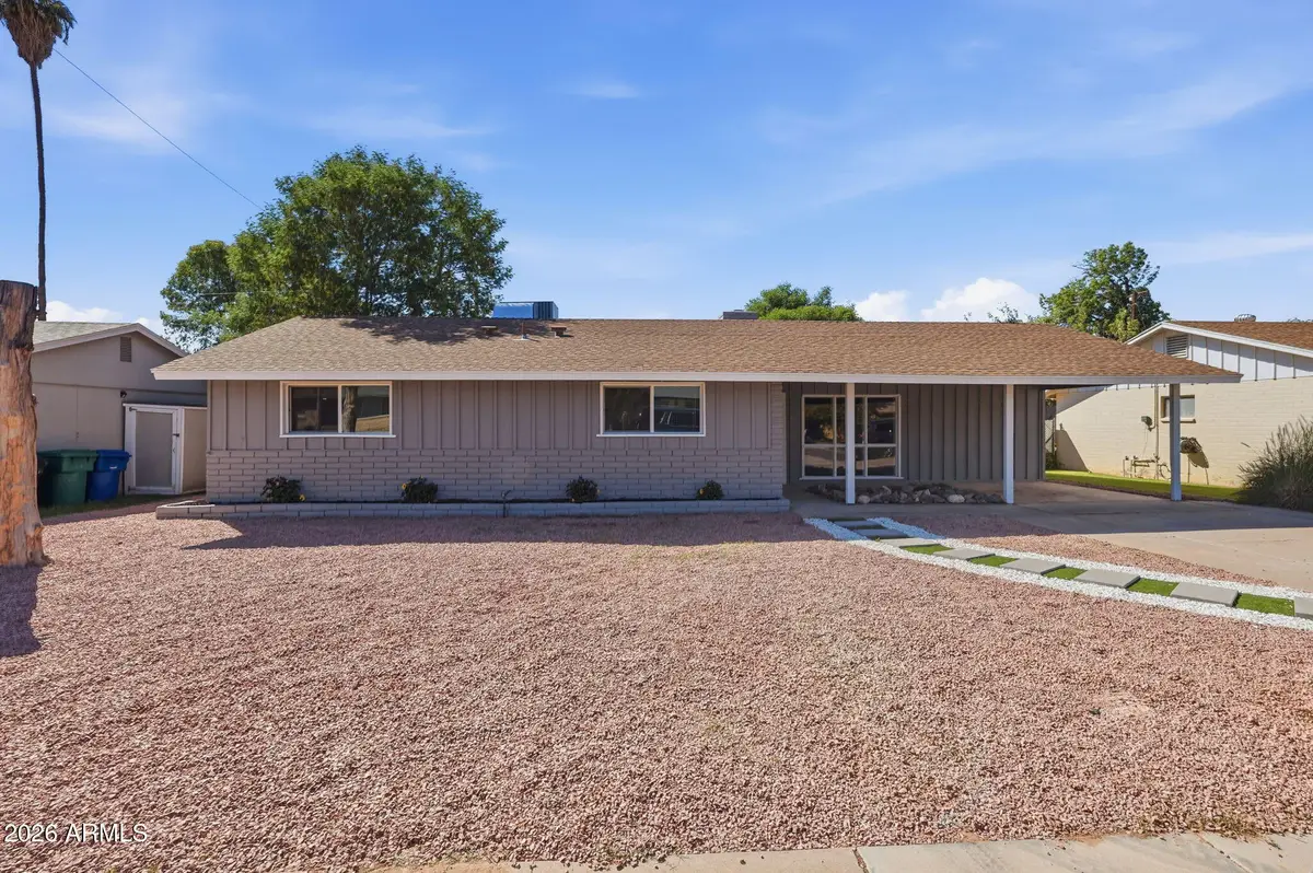1061 E 9th Drive, Mesa, AZ 85204 - #1