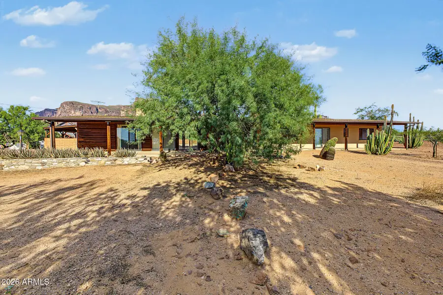 685 S Holmes Road, Apache Junction, AZ 85119 - #2