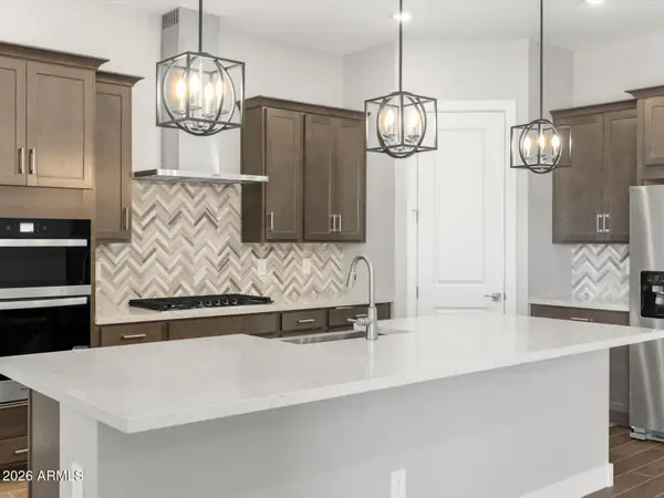 8091 N 186th Lane, Waddell, AZ 85355