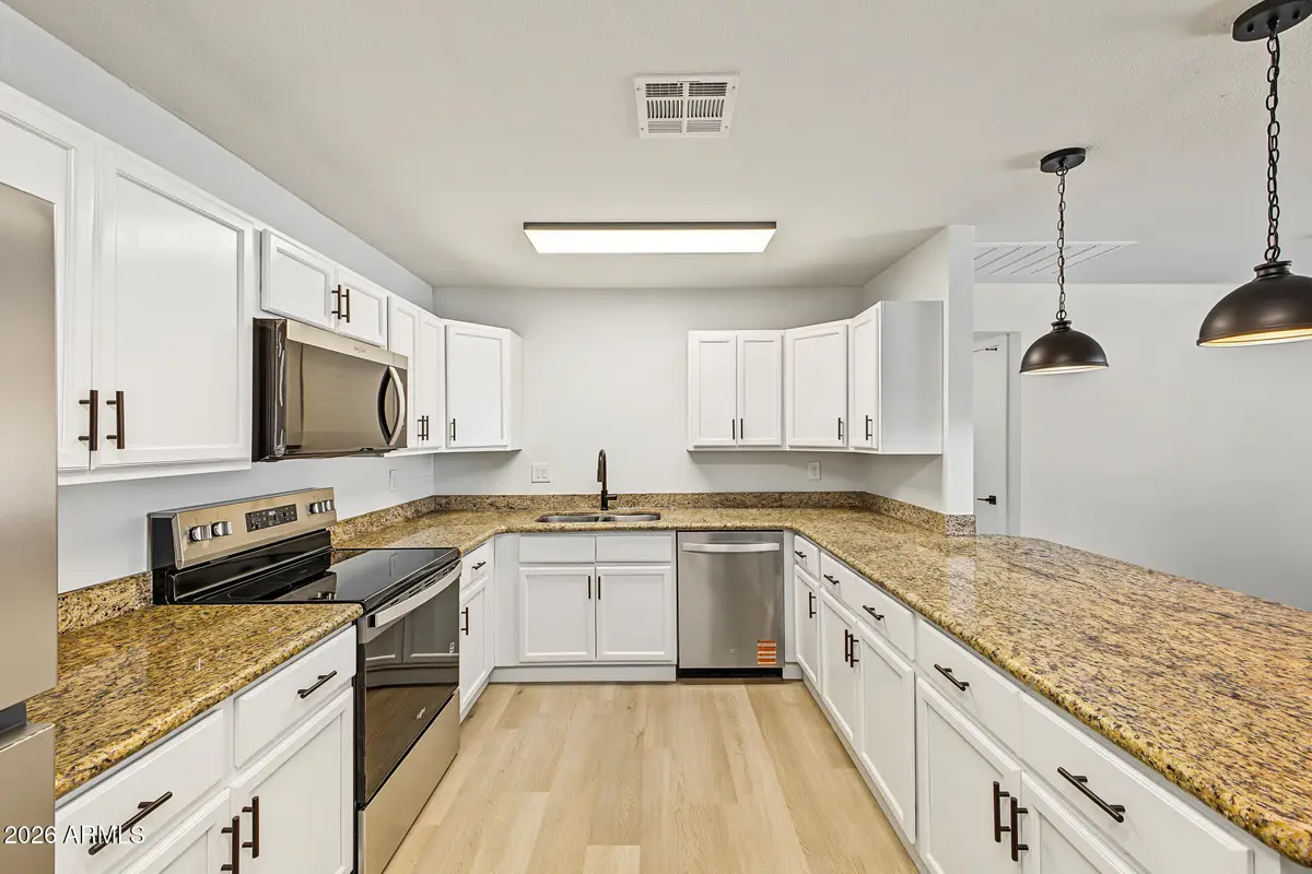 10810 N 73rd Drive, Peoria, AZ 85345 - #1
