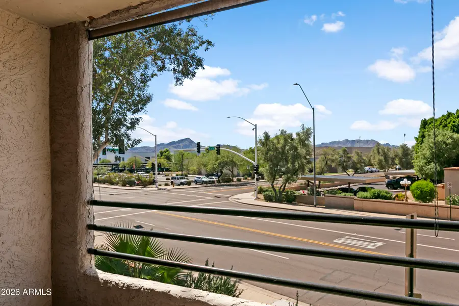 10301 N 70th Street #210, Paradise Valley, AZ 85253 - #2