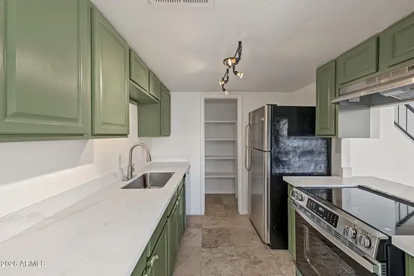 1020 E Redfield Road, Tempe, AZ 85283