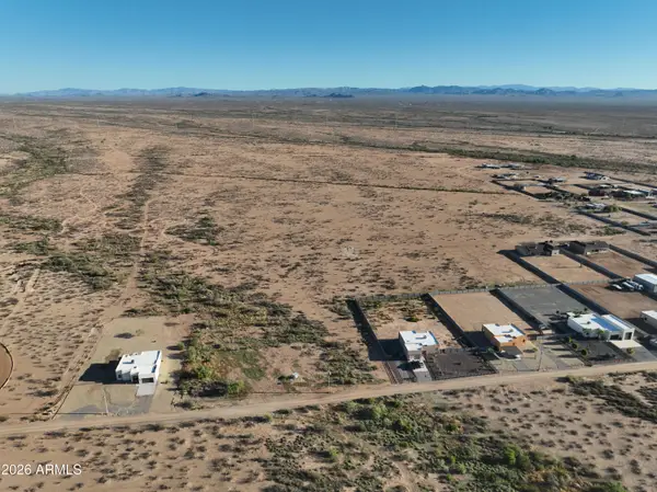 25100 W Montgomery Road, Wittmann, AZ 85361