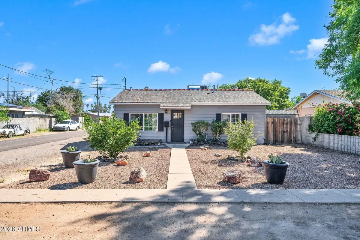 7505 N 60th Avenue, Glendale, AZ 85301 - #1