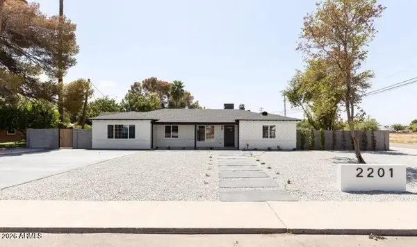 2201 E Amelia Avenue, Phoenix, AZ 85016