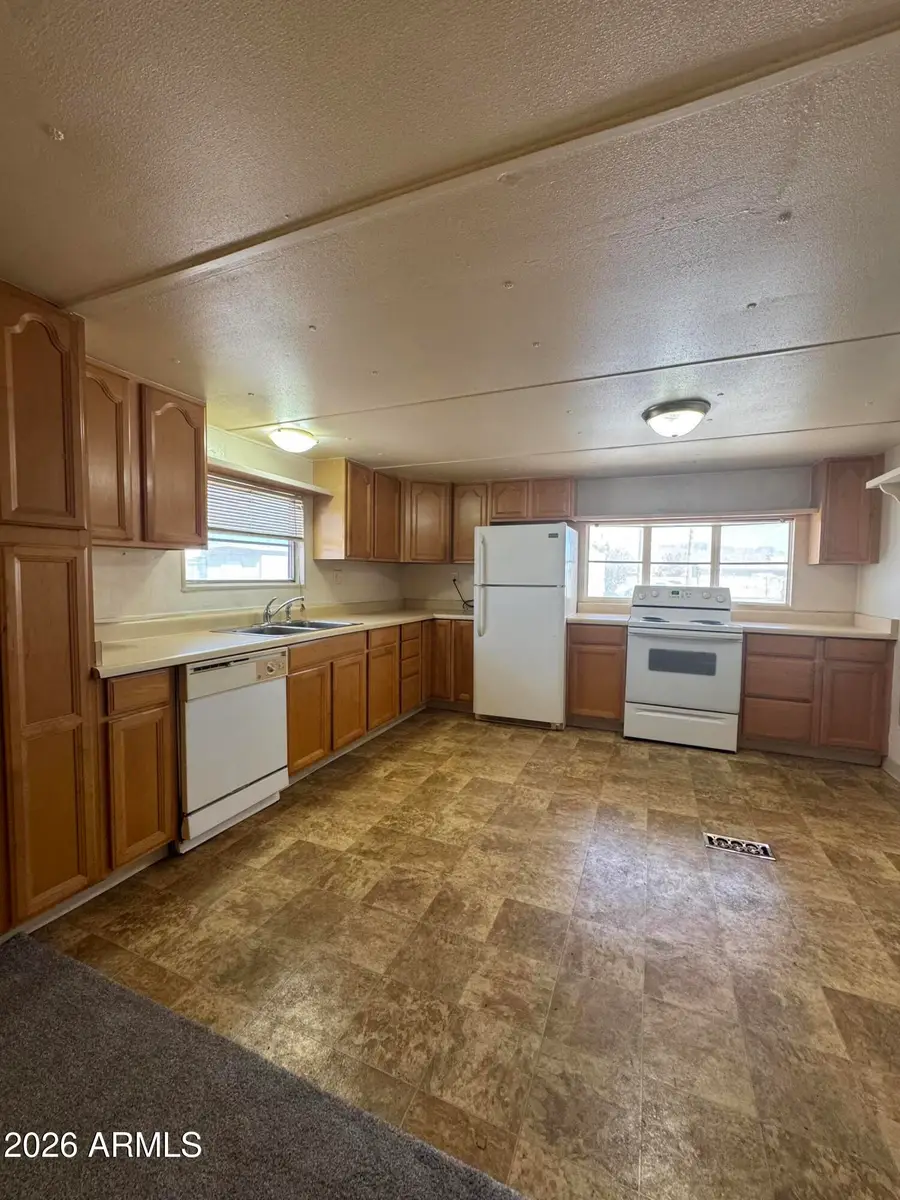 686 N Ocotillo Drive #3, Apache Junction, AZ 85120 - #3