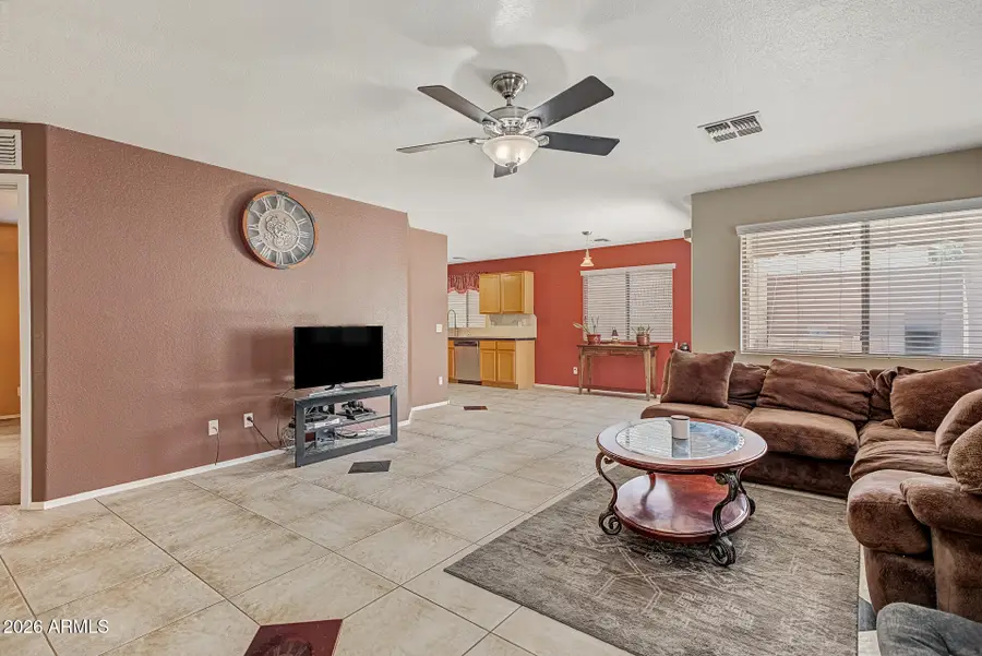 821 E Nardini Street, San Tan Valley, AZ 85140 - #3