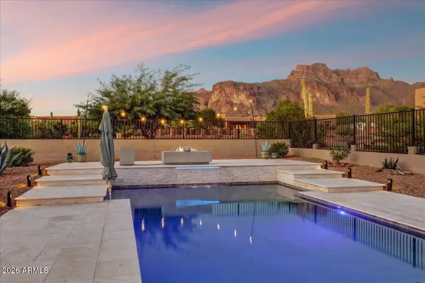 5486 E 6th Avenue, Apache Junction, AZ 85119