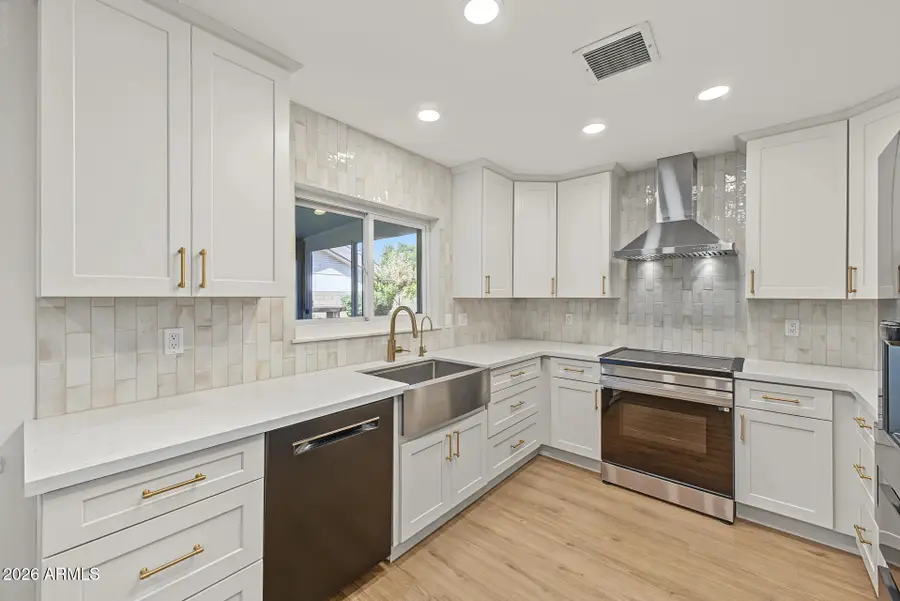 1767 W Kiowa Avenue, Mesa, AZ 85202 - #3