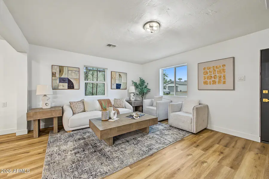 1006 E Weldon Avenue, Phoenix, AZ 85014 - #3