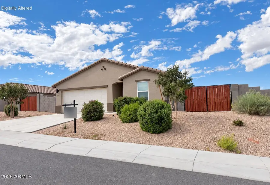 930 Logan Way, Wickenburg, AZ 85390 - #3