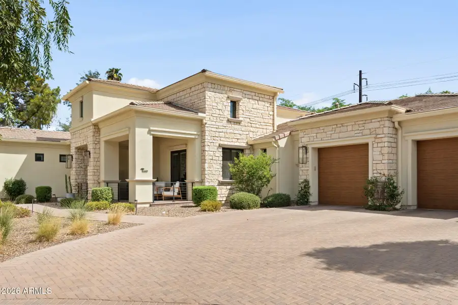 3405 N 39th Place, Phoenix, AZ 85018 - #2
