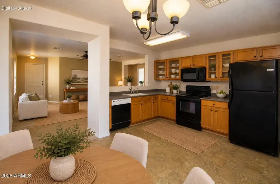 585 W Jardin Loop, Casa Grande, AZ 85122 - #3