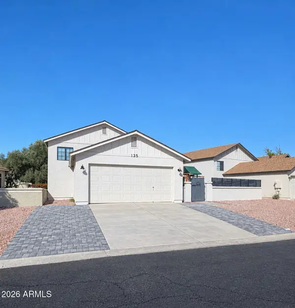 921 S Val Vista Drive #135, Mesa, AZ 85204