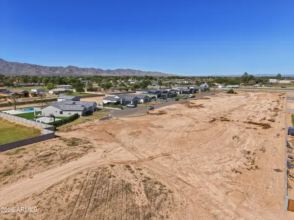 - - --, Waddell, AZ 85355
