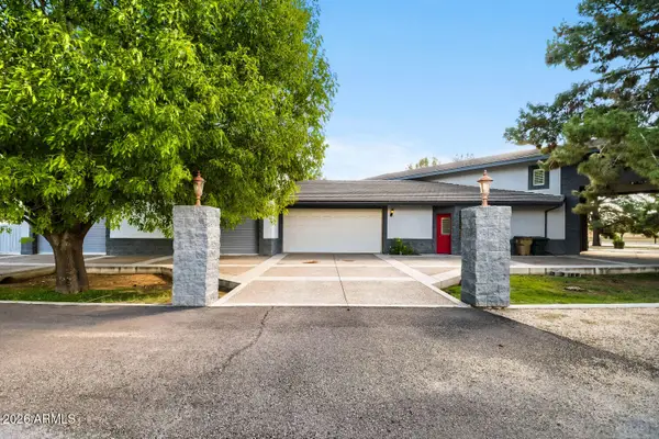 7740 W Orangewood Avenue, Glendale, AZ 85303