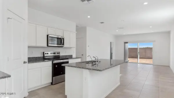 3265 W Storia Avenue, Apache Junction, AZ 85120