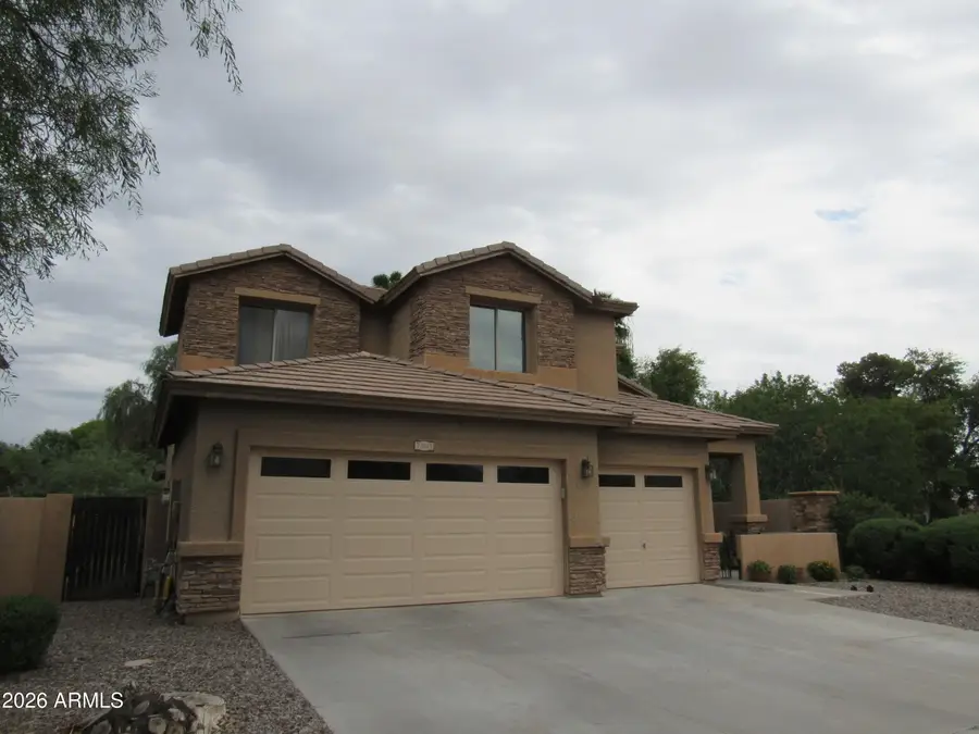 7305 N 72nd Avenue, Glendale, AZ 85303 - #2