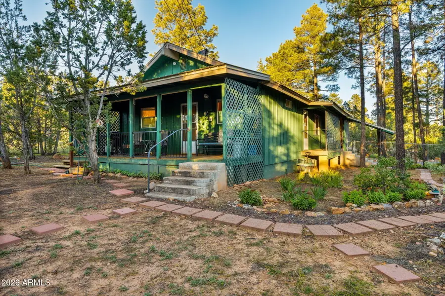 2926 Wildcat Trail, Overgaard, AZ 85933 - #2