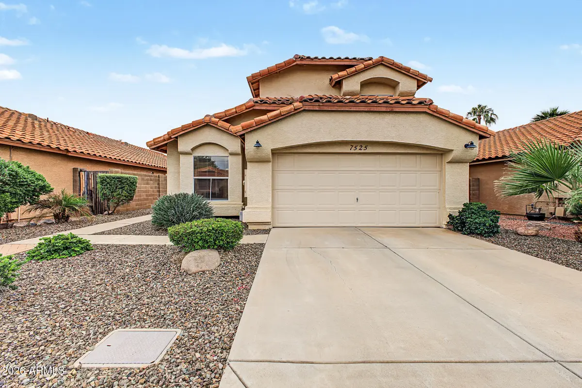 7525 W Kerry Lane, Glendale, AZ 85308 - #1