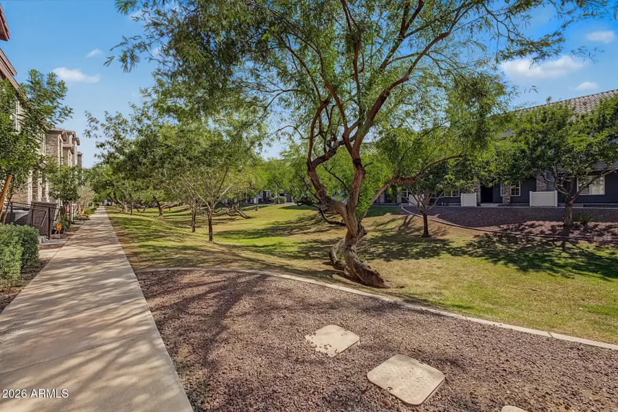 2211 E Hidalgo Avenue, Phoenix, AZ 85040 - #3
