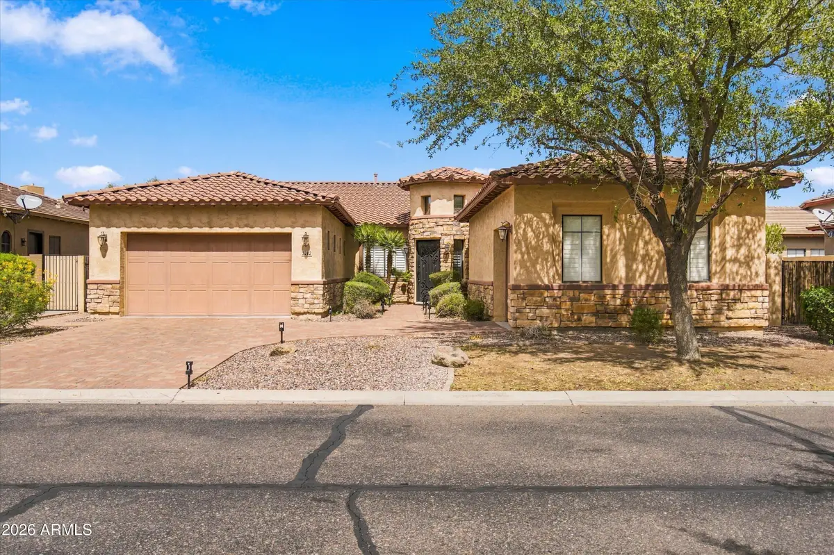 3212 E Constance Way, Phoenix, AZ 85042 - #1