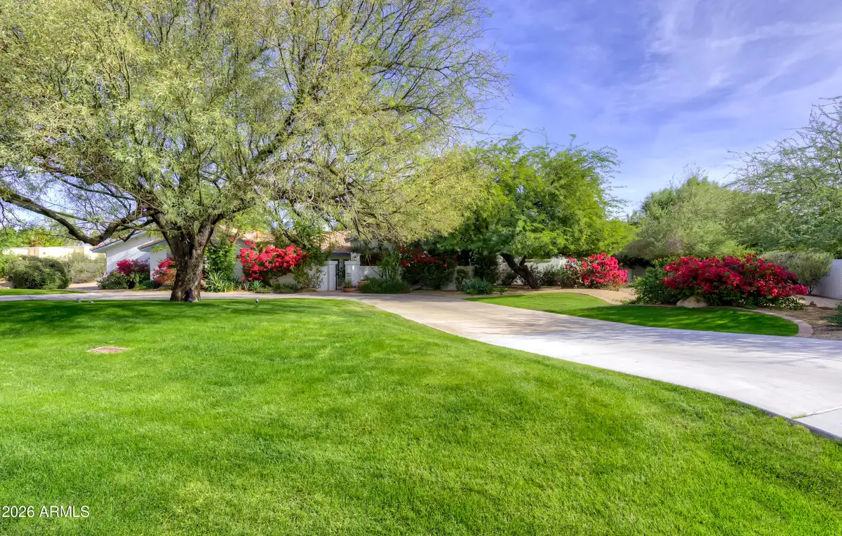 9825 N 51st Place, Paradise Valley, AZ 85253 - #1