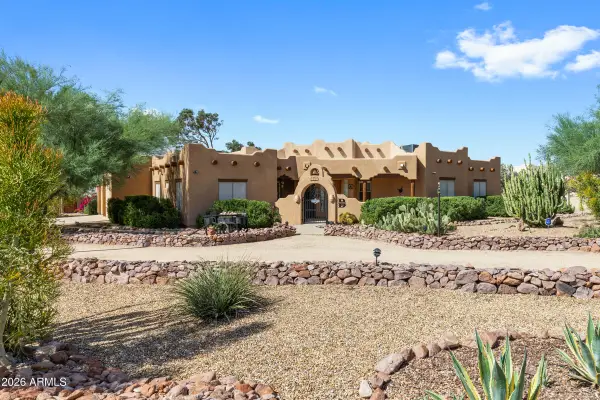 2340 S Sixshooter Road, Apache Junction, AZ 85119