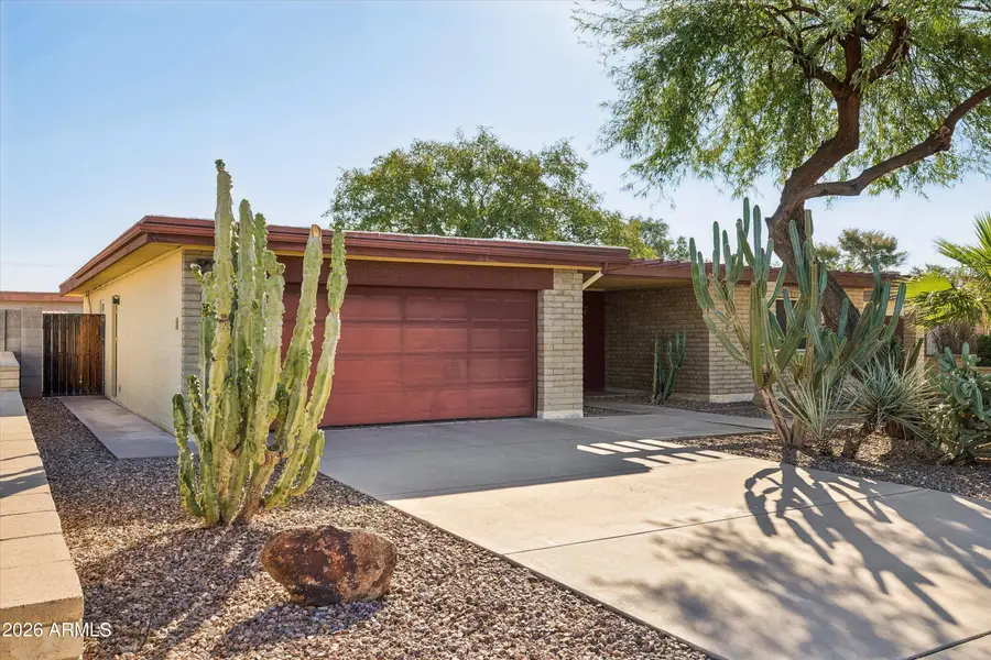 3835 N 34th Place, Phoenix, AZ 85018 - #3