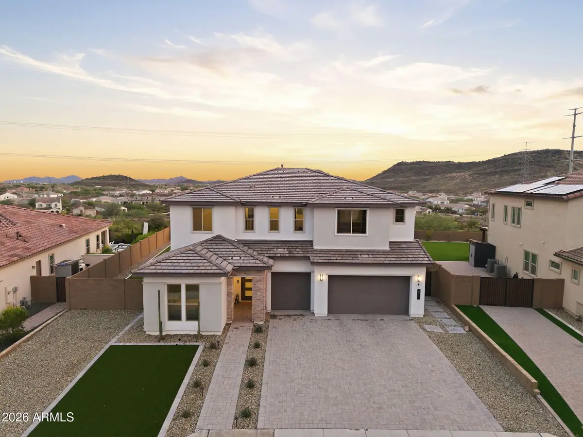 2217 E Fallen Leaf Lane, Phoenix, AZ 85024 - #1