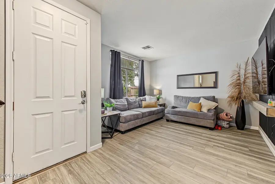 2542 W Old Paint Trail, Phoenix, AZ 85086 - #3