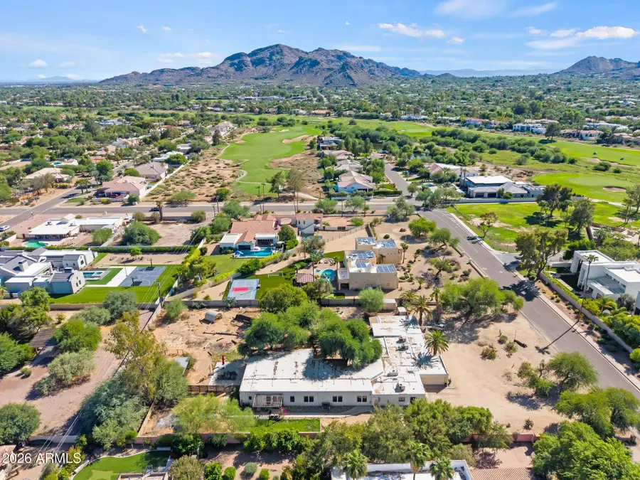 9827 N 56th Street, Paradise Valley, AZ 85253 - #2