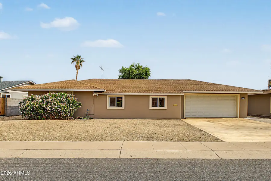 16854 N Meadow Park Drive, Sun City, AZ 85351 - #2
