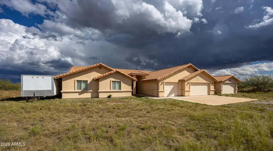 9533 E Three Canyons Road, Hereford, AZ 85615 - #3