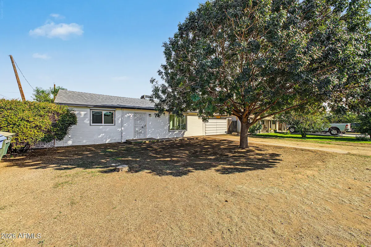 2231 N 29th Place, Phoenix, AZ 85008 - #1