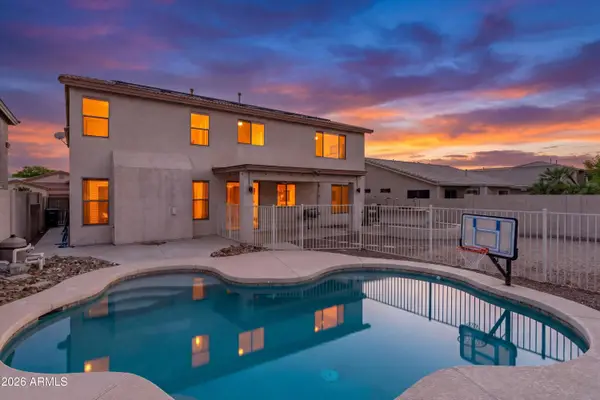 5912 W Running Deer Trail, Phoenix, AZ 85083