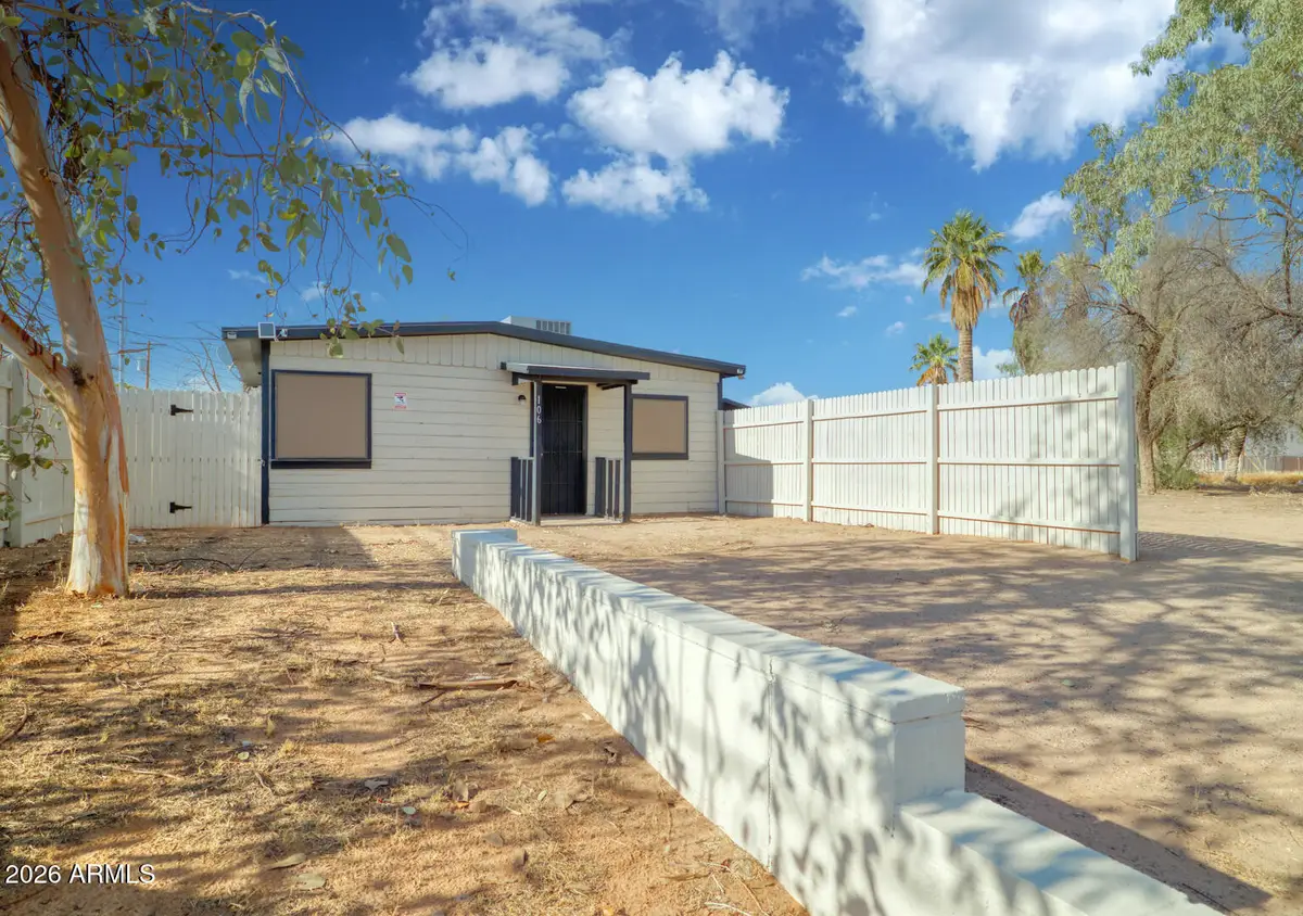 1005 N Center Avenue, Casa Grande, AZ 85122 - #1