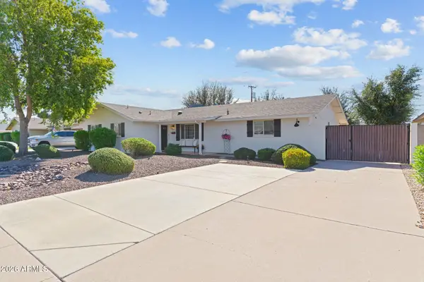 8301 E Minnezona Avenue, Scottsdale, AZ 85251