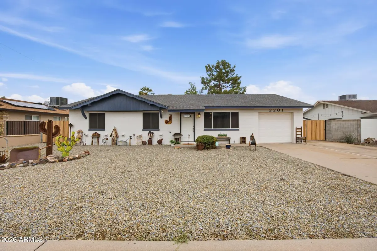 2201 W Meadow Drive, Phoenix, AZ 85023 - #1