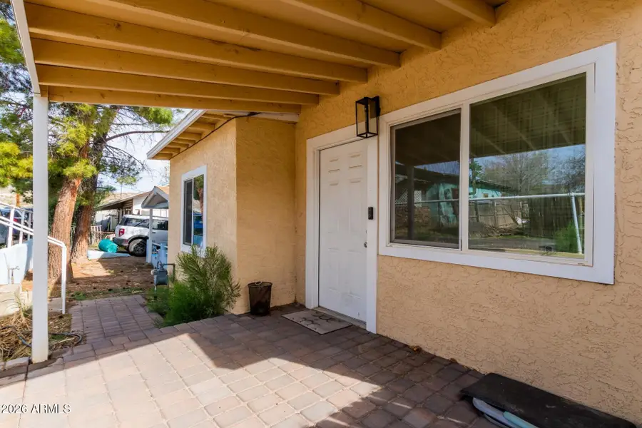 224 S Indian Circle, Miami, AZ 85539 - #2