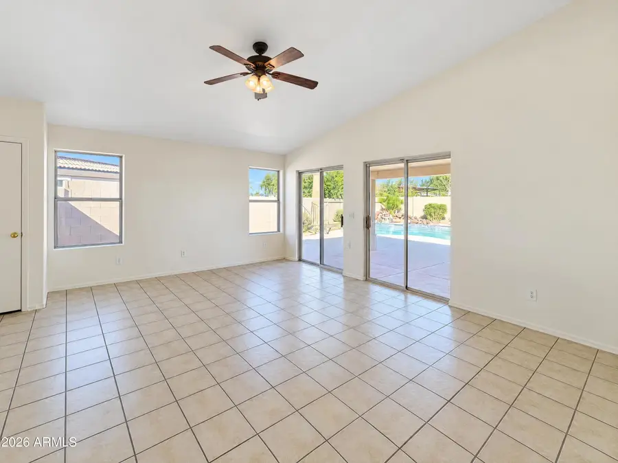 75 S Kingston Street, Chandler, AZ 85225 - #3