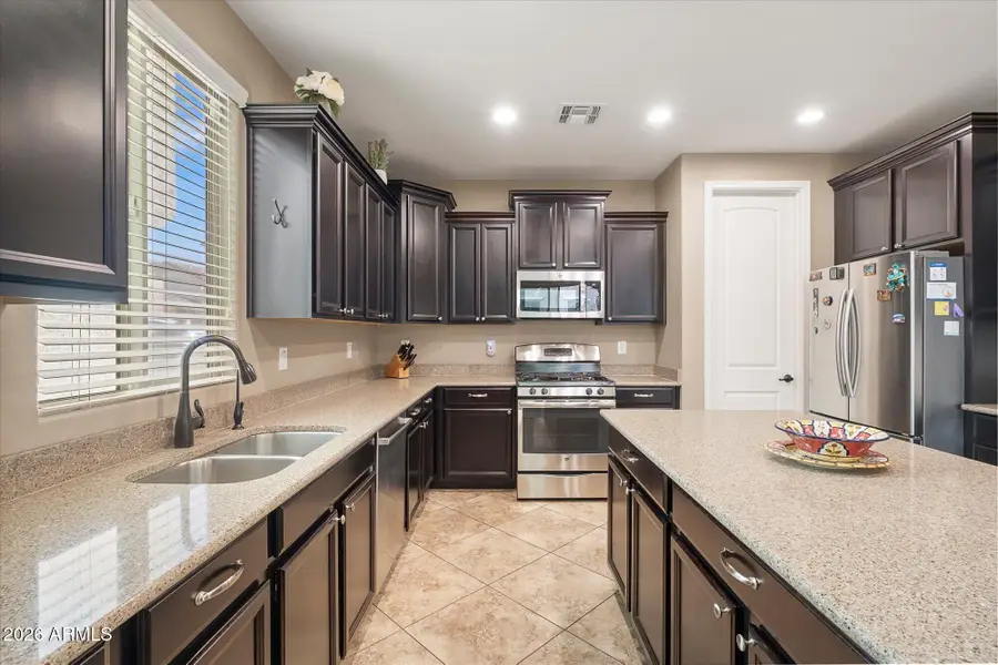 3664 E Gideon Way, Gilbert, AZ 85296 - #2